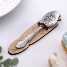 A spoon is registered, tea, with an engraving 