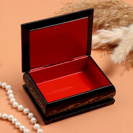 Lilac box, black, 8 × 10.5 cm, lacquer miniature-1