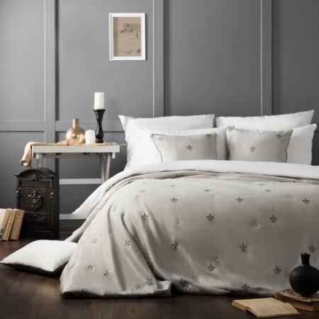 Set "Lilas": a bedspread 230 x 250 cm, pillowcases 45 x 45 cm - 2 pcs, gray