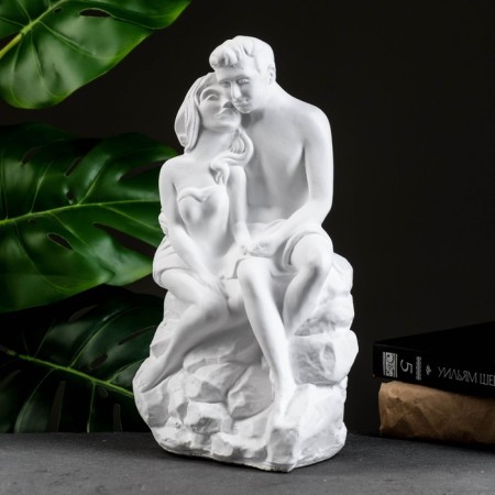 Figure "Lovers on Stone" White 13x18x30cm-3