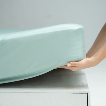 Vileshin sheet "Fergi", size 200x160x25 cm, mint color