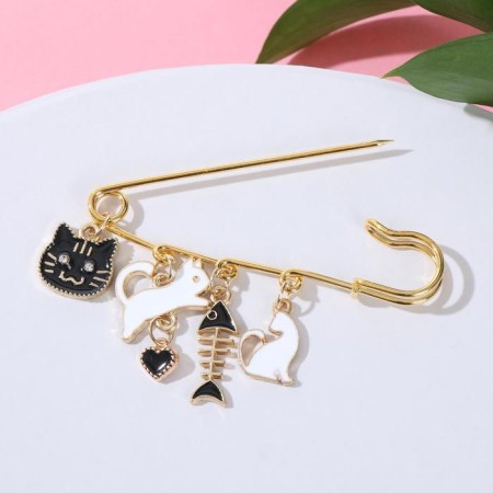 Catcane pin, 7 cm, black and white color in gold-2