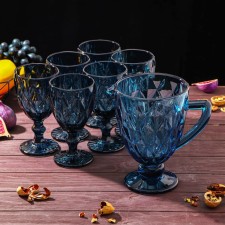 Set for drinks made of glass 
