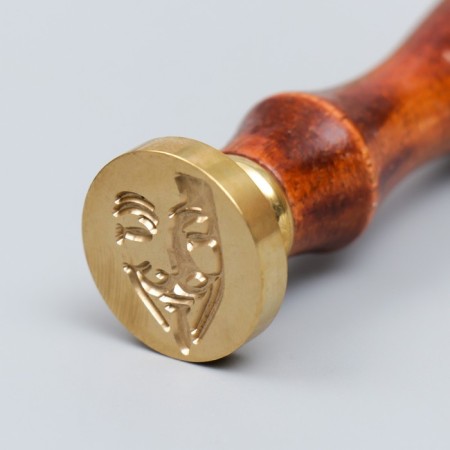 Printing for wax with a wooden handle "Vendett Mask" 9x2.5x2.5 cm-3