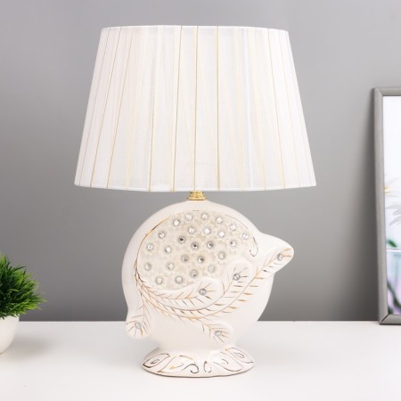 The table lamp "Novel" E14 40W is white 28x40 cm Risalux