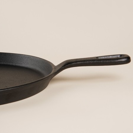 Pancake cast -iron pan SL Home, D = 26 cm, h = 2.5 cm, black color-3