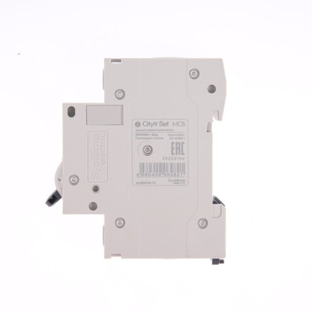 The circuit breaker SE City9 SET, B, 32 A, 1P, 4.5 KA, 230 V-4
