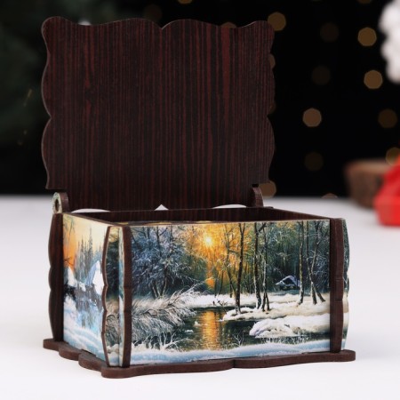 Bullfinch Casket with 14 Christmas toys inside, 9.5x5.7x7.5 cm-1