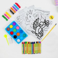Safari drawing set in a package