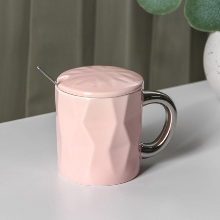Ceramic mug with a spoon "Stylish Bear", 320 ml, pink color-1