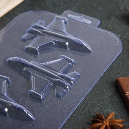 Form for chocolate and sweets plastic “fighter”, transparent color-1