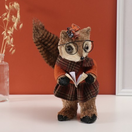 Decor "Squirrel with glasses with a book" 16x15x23 cm