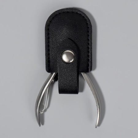 Case for storing manicure tools, on a button, 6.8 × 3.8 cm, black color-5