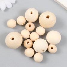 A set of wooden unpainted beads MIX-3 (15.20.25 mm) 15 pcs