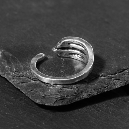 Ring "Hand", the color of black silver, dimensionless-3