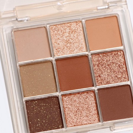 Palette of eyelid shadows with shimmer, 9 colors-3