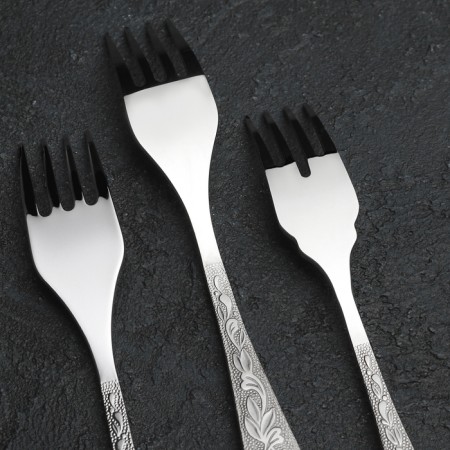 Set of dining room "Uralochka", 60 items, thickness 2 mm, decorative box, silver color-5