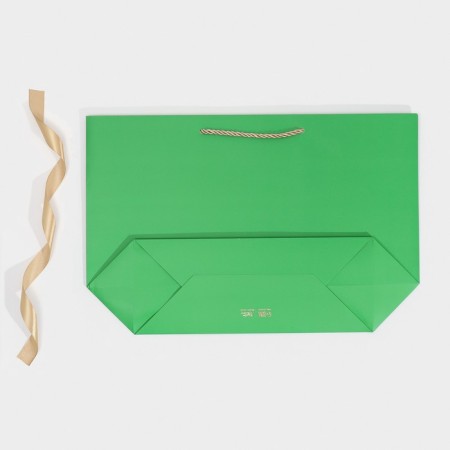 Gift package "Happines", 30 x 27.5 x 12 cm, New Year-6