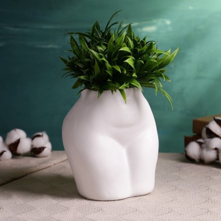 Figure Kashpo "hips" white, 10x15x15cm