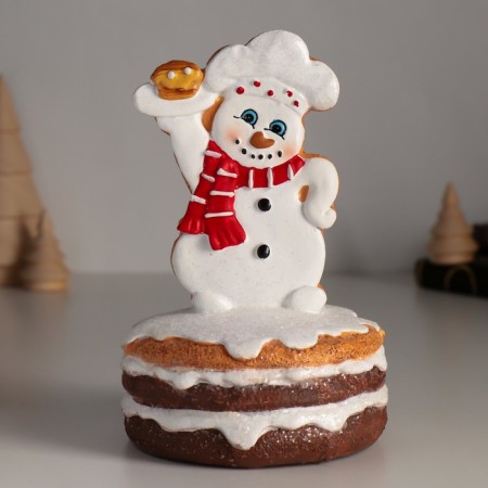 Polystone souvenir "Poil -gingerbread in the glaze, with cake" 9x9x14.5 cm
