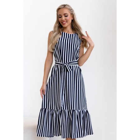 Women's dress, size 52-2