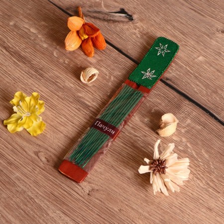 Karma set of 10 sticks with a wooden stand patchouli-1