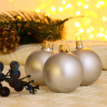 A set of balls d-5 cm, 9 pcs "Shine" silver