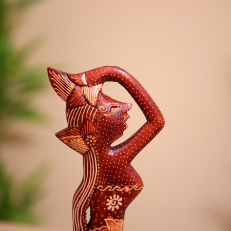 Souvenir "Girl" on a stand, tree 15x5x25 cm-4