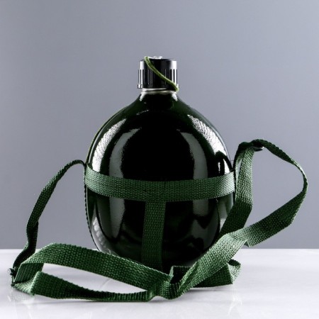 Flag-hiking "Adventure", 1.3 l, dark green, with a black lid, aluminum, 21 × 15 cm