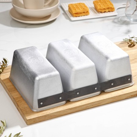 Rectangular bread form, 32.5 × 21 × 10 cm, 3 sectional-1