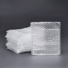 A package of runway with a valve, p/e, 3 layers, 18 x 16 + 5 cm, set 50 pieces