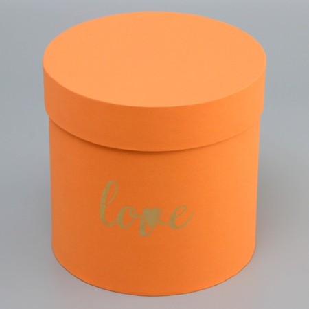 The box is round, with an embossing "love" orange 18*18*18cm-4