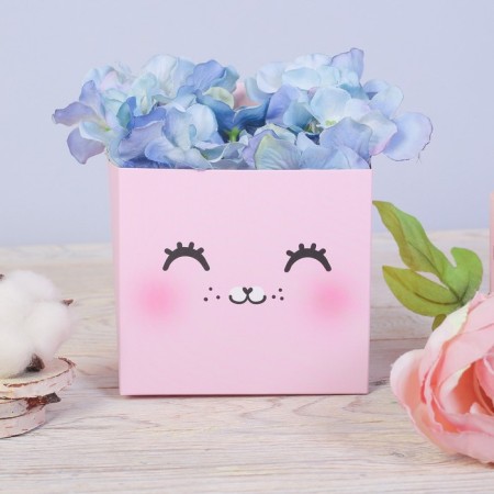 Box for mini bouquets "Kotik", 12 x 20 x 10 cm