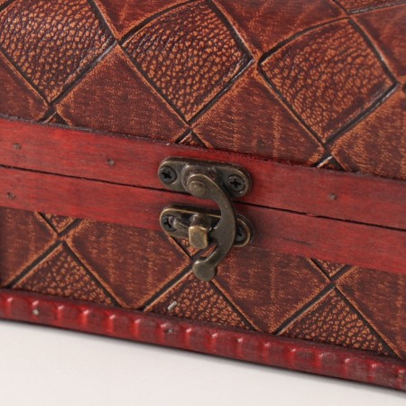 Casket wood chest with a rhombus handle 9.4x13.8x9.7 cm-4