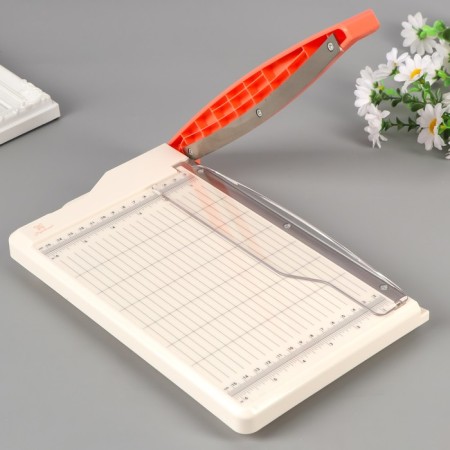 Cut for paper guillotine “needlework” 22cm-2