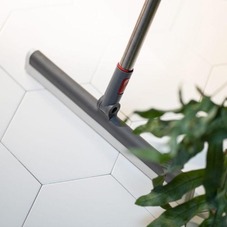 Schwabra-scraper for the floor-10