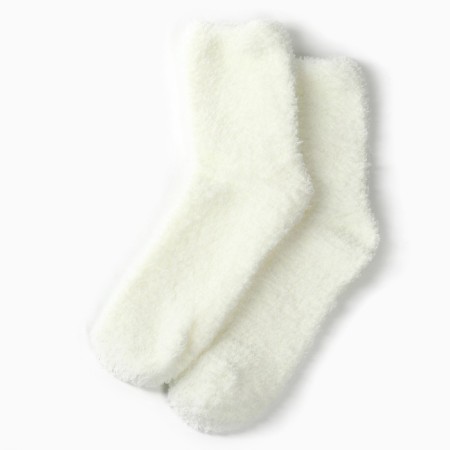 Gift set of "Warm holidays": tea, mug, socks-1