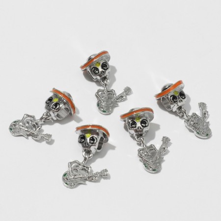 Talisman "Secret" skeleton, color orange-yellow in black silver-1