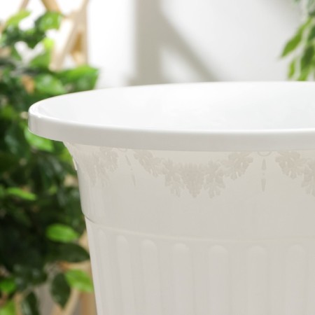 Pot with the Podon "Lausanne", 25 l, the color is white-1
