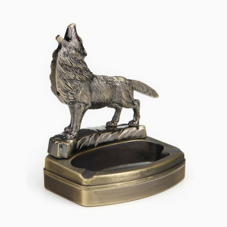 Highlight tabletop with an ashtray, gas "wolf"-1