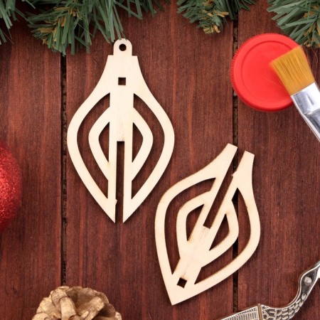Wooden toy on the Christmas tree "Figure", type 5, voluminous, 5x8.6x5 cm-1