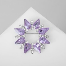 Brooch 