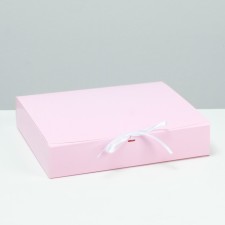 The box is folding, pink, 25 x 20 x 5 cm