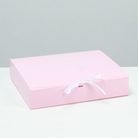 The box is folding, pink, 25 x 20 x 5 cm