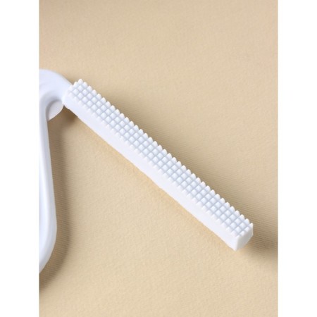 Scraper for cleaning clothes, carpets, furniture, bilateral shade, metal+plastic, 10.8 × 16.5 cm-3
