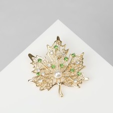 Brooch 