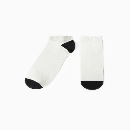 Male socks, white color, size 25