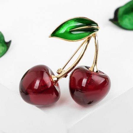 Brooch "Cherry" bulk, burgundy-green color in gold