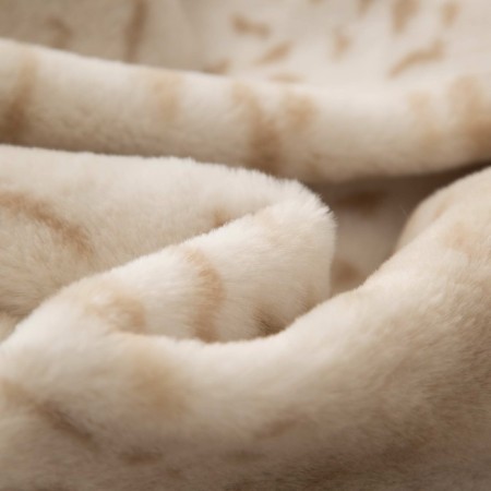 Cover "fur No. 4", size 220x240 cm-2