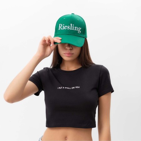 Women's cap with embroidery, green, p. 56-58
